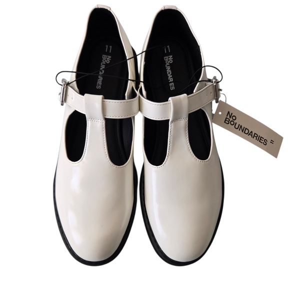 No Boundaries Shoes - No Boundaries Women's White T-Strap Mary Janes